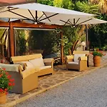 Girasole Seaside And Pool *